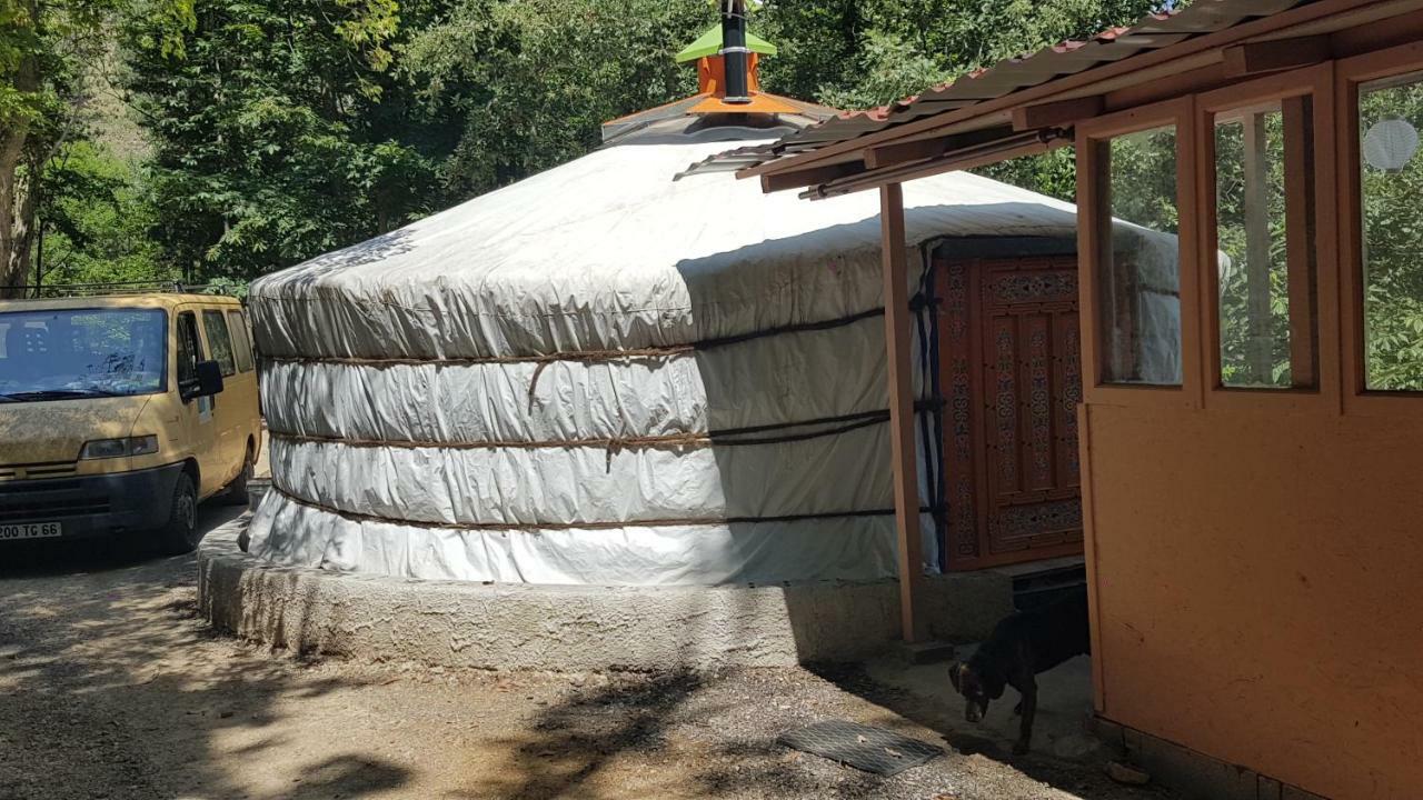 Camping Le P'Tit Bonheur Escaro المظهر الخارجي الصورة